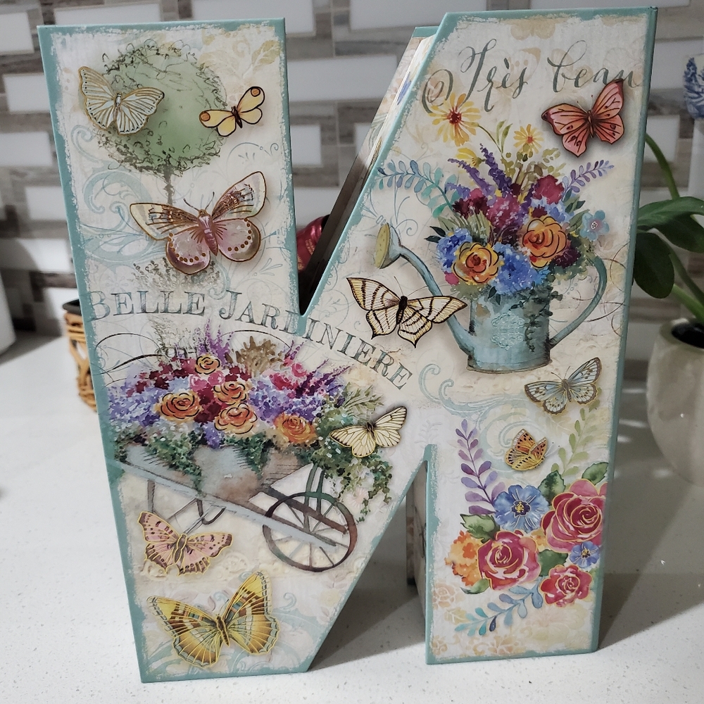 Floral Butterfly Decorative Letter, Space Inside - Picture 3 of 5